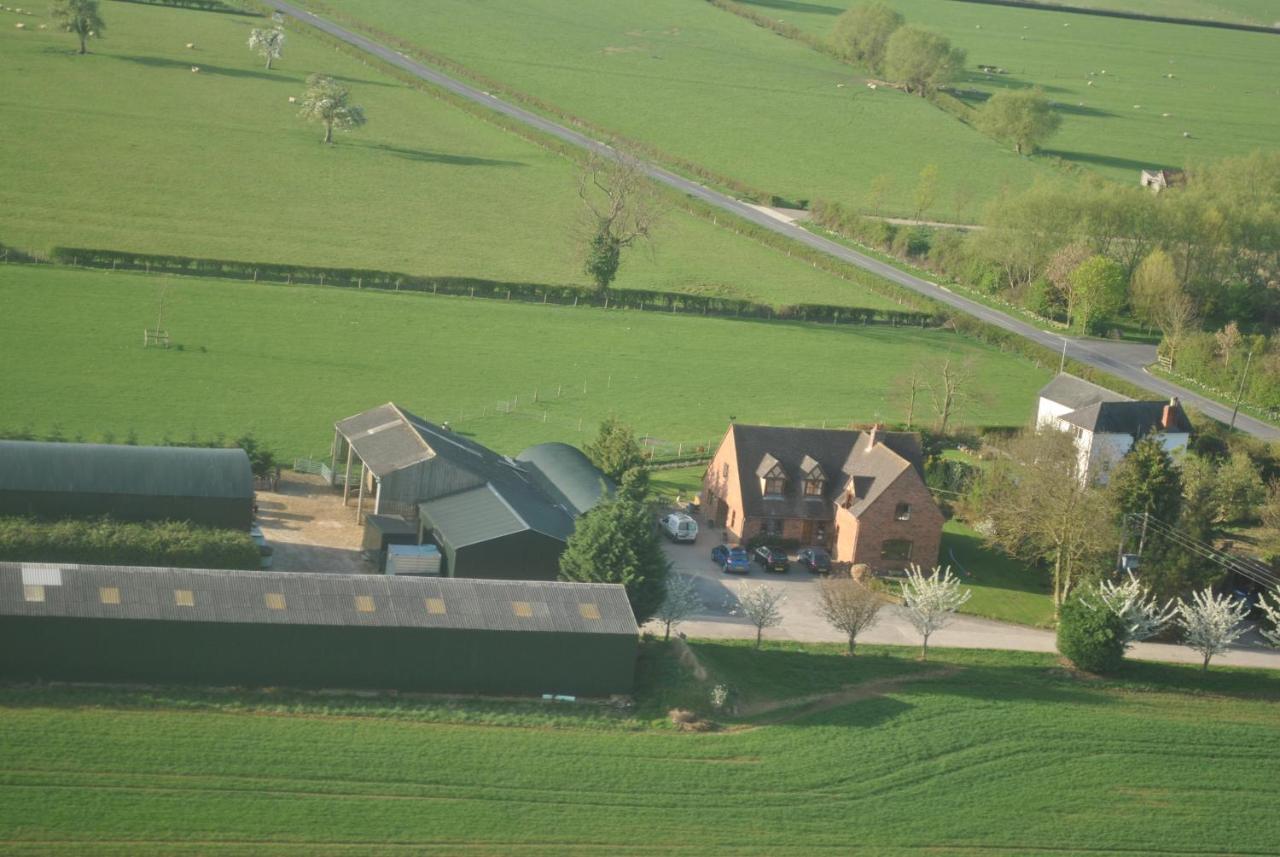Elms Farm Villa Alderton  Exteriör bild
